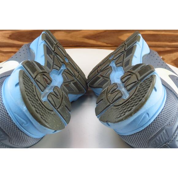 Nike Women‎ Size 7 M Gray Running Mesh - Picture 7 of 8
